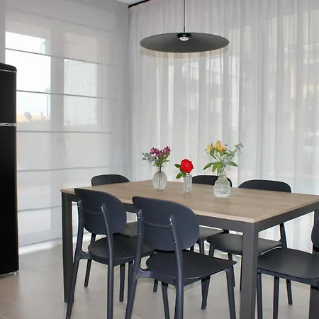 Maisonme With Private Pool بيت ضيافة باردولينو